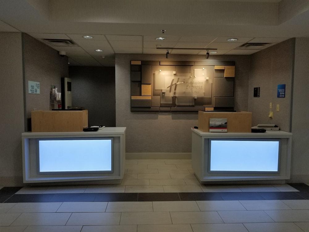Holiday Inn Express Hotel & Suites Louisville South-Hillview, An Ihg Hotel Екстер'єр фото