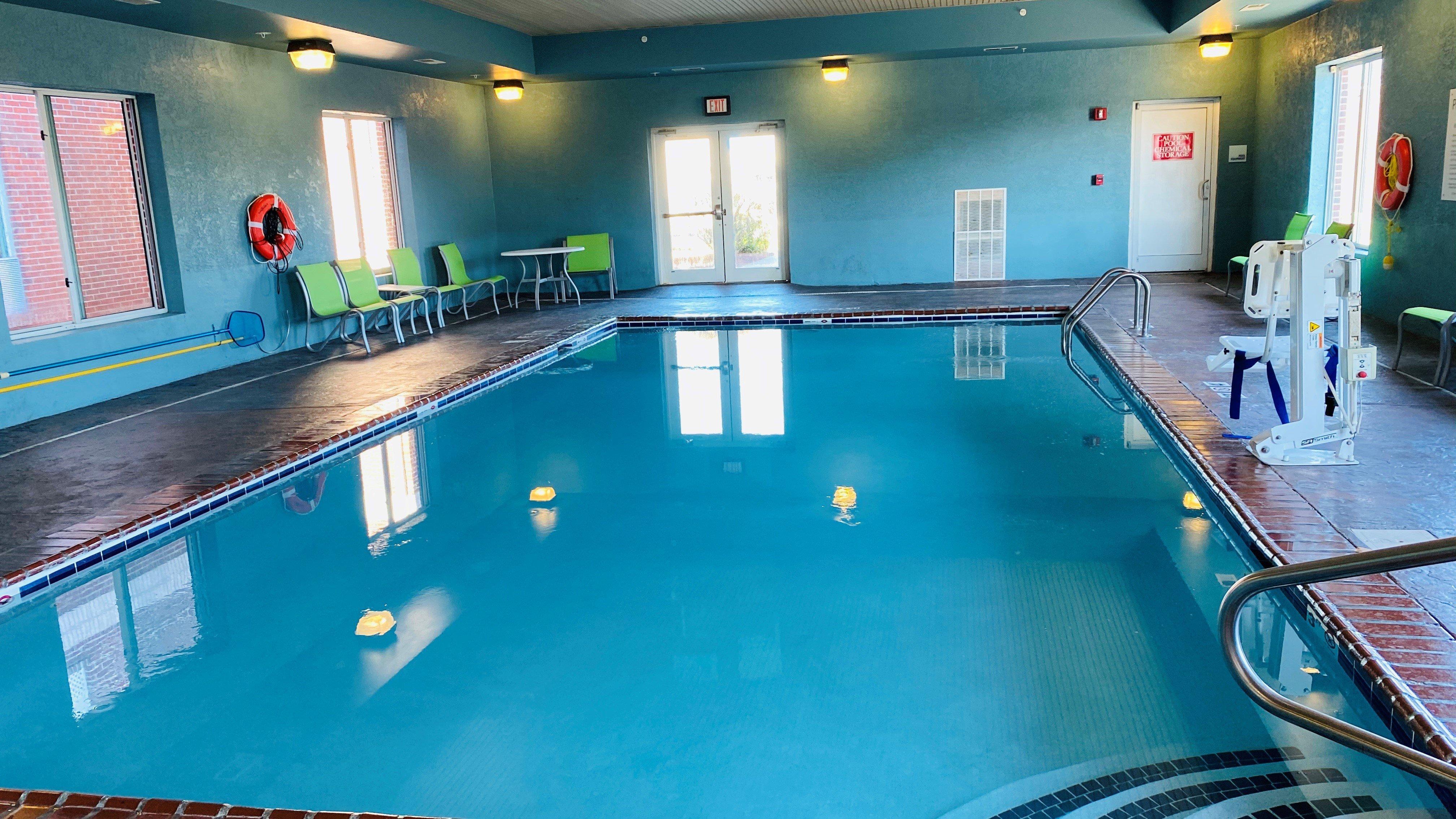Holiday Inn Express Hotel & Suites Louisville South-Hillview, An Ihg Hotel Екстер'єр фото