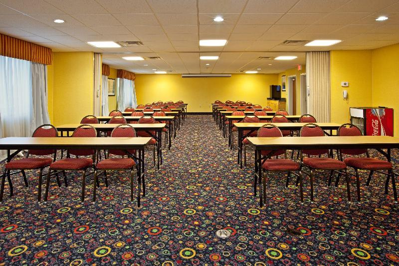 Holiday Inn Express Hotel & Suites Louisville South-Hillview, An Ihg Hotel Екстер'єр фото